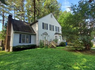 6104 River Meadow Ct, Raleigh, NC 27604