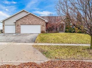 603 Commander Pl, Belvidere, IL 61008