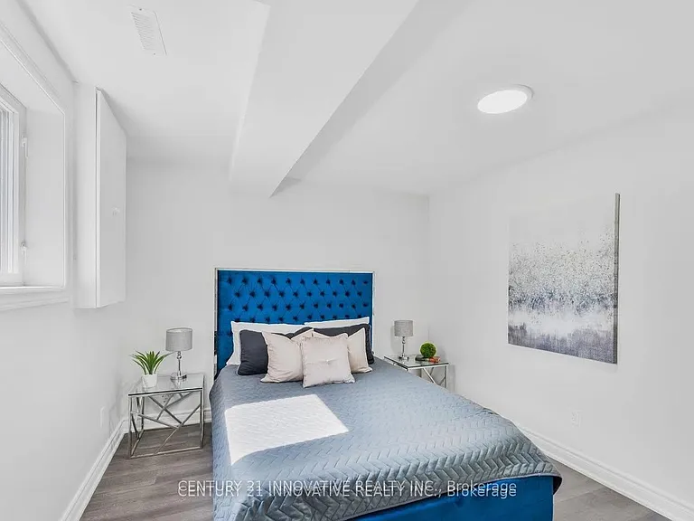 17 Chopin Ct — Photo 10
