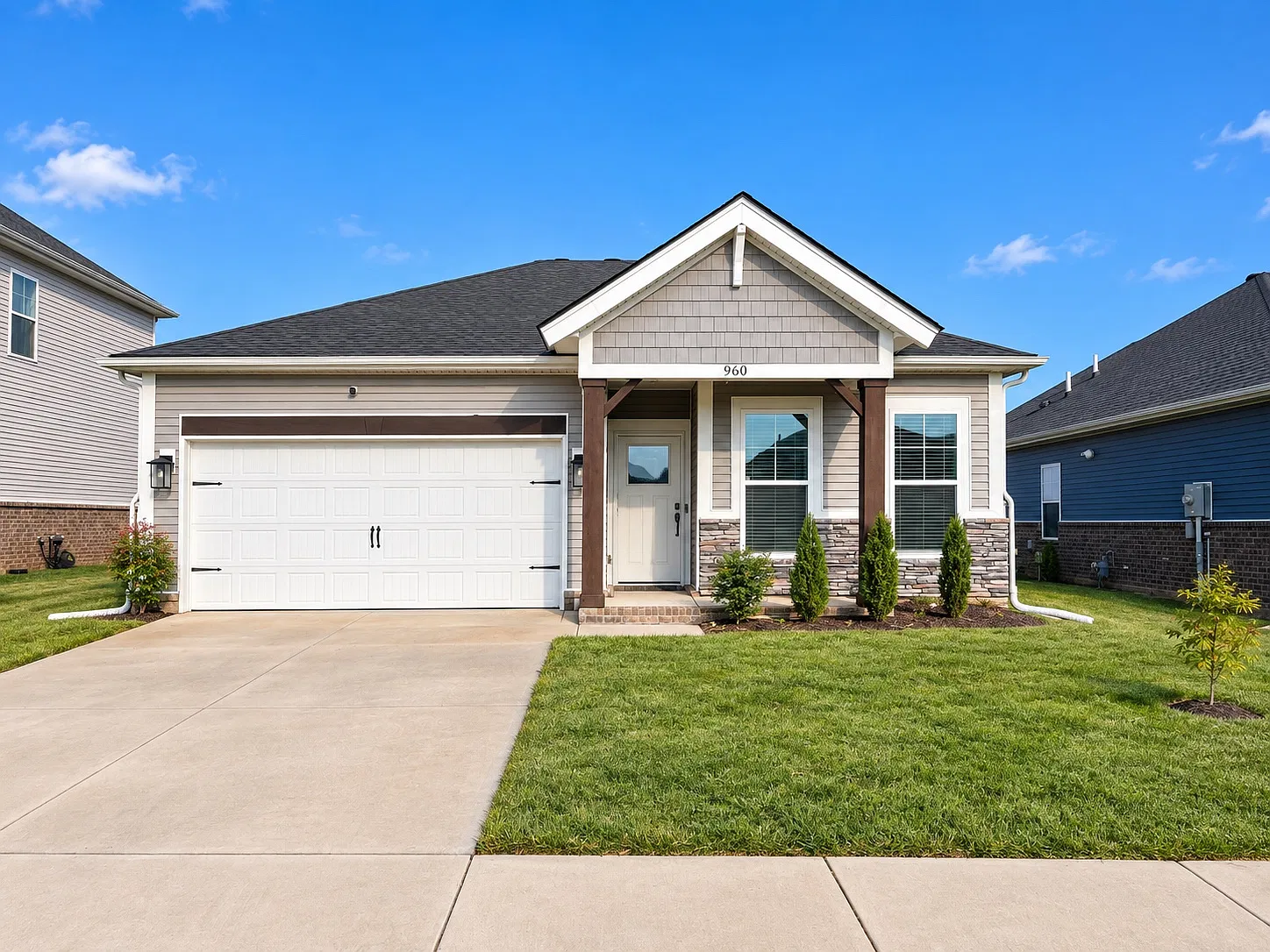 3 bed, 1362 sqft, $2,200 — Photo 1