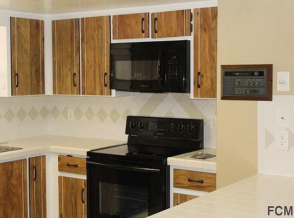 5th image of 10 Claridge Ct S