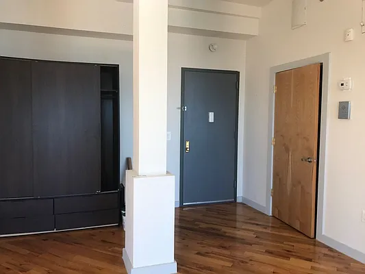 Rented by Pearl Realty Management LLC | media 26