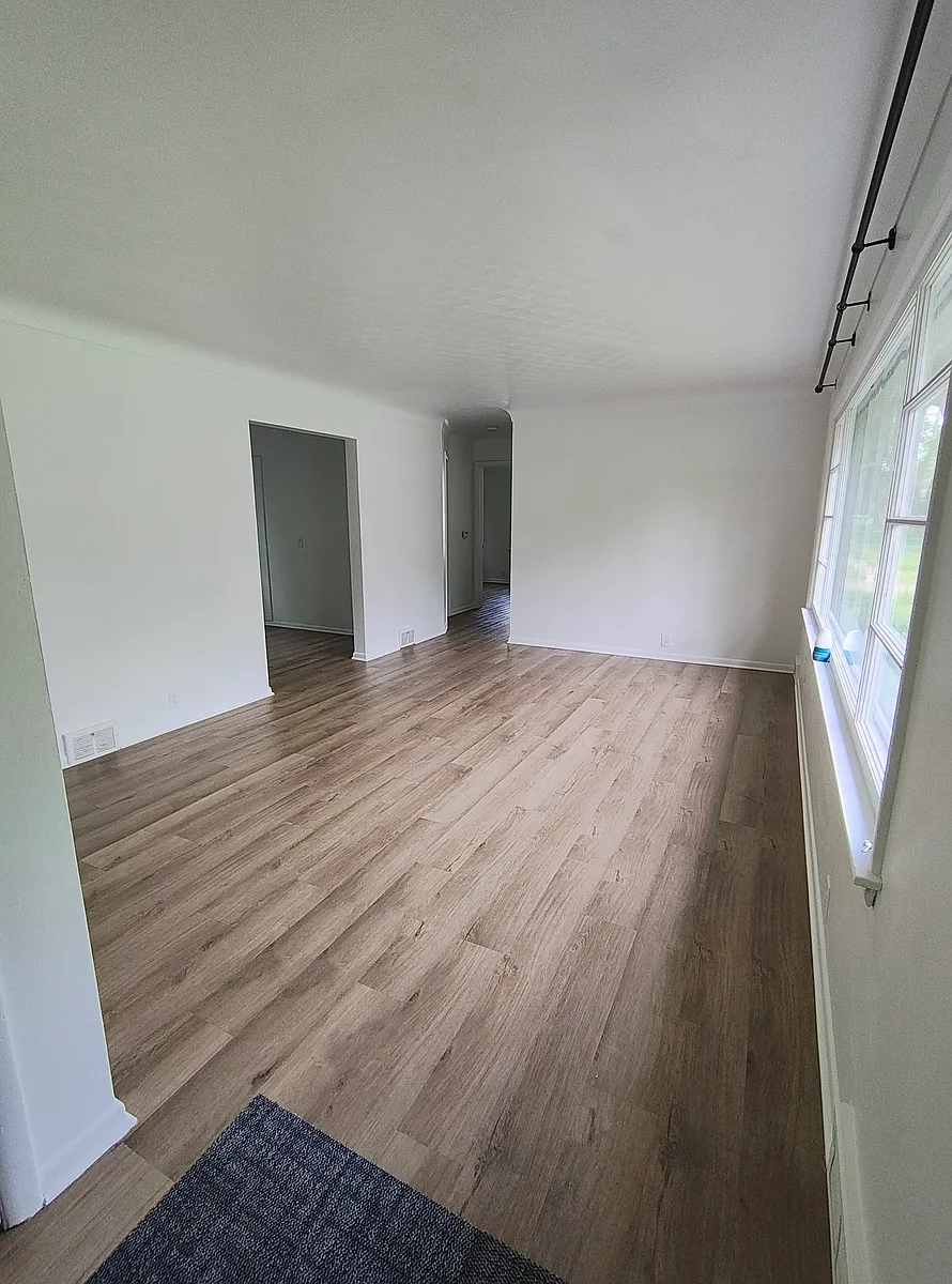 Building Photo - 3621 Iroquois Trl