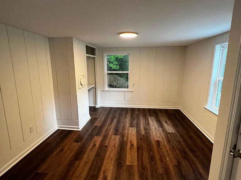 4145A Lexwin Ave — Photo 4