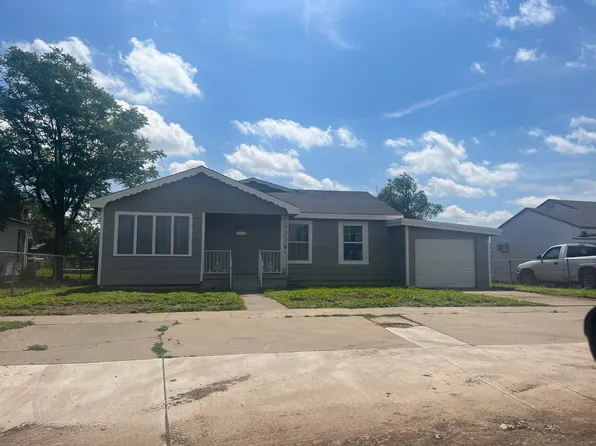 602 Xenia St, Plainview, TX 79072