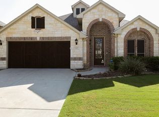 623 Cobblestone Cir, Mansfield, TX 76063
