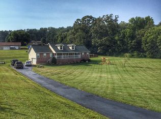 3106 Brethren Church Rd, White Pine, TN 37890