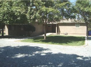 954 E Poplar Ave, Porterville, CA