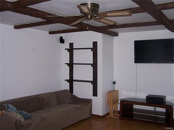 5th image of 228 James St