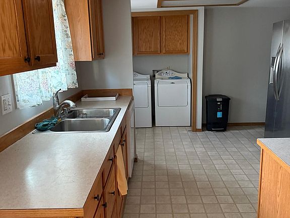 2nd image of 4726 72nd St NE