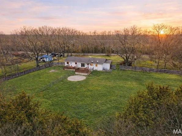 32262 Highway Ac, Lebanon, MO 65536