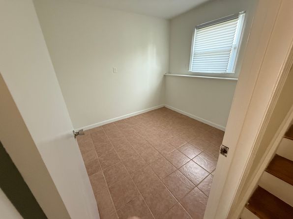90 Sawmill Rd