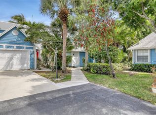 119 Ocean Dunes Cir, Jupiter, FL 33477