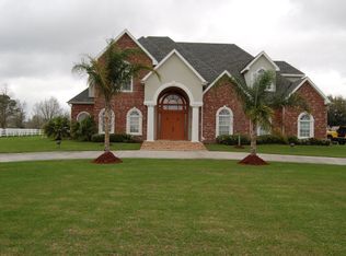 1534 Savanne Rd, Houma, LA 70360