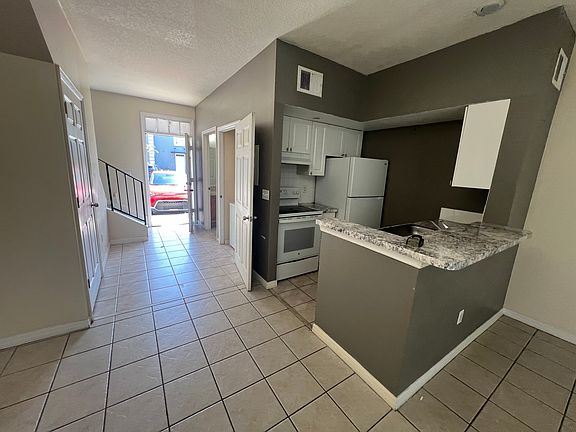 5th image of 4504 Saint Georges Ct #A