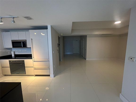 3rd image of 1010 Brickell Ave #3704
