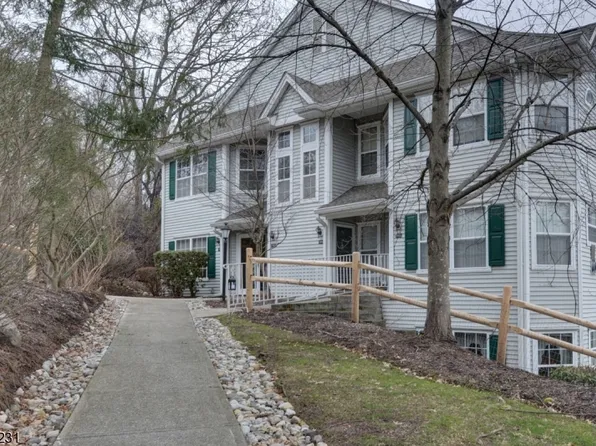 302 Chatfield Dr, Pequannock Twp., NJ 07444
