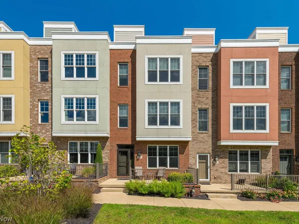 16 McKinley Pl, Lakewood, OH 44107