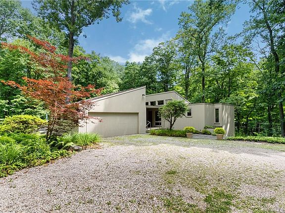109 Stony Brook Road