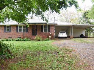 5621 Arrow Ave, Anniston, AL 36206