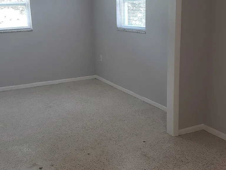 224 W Highland St — Photo 16