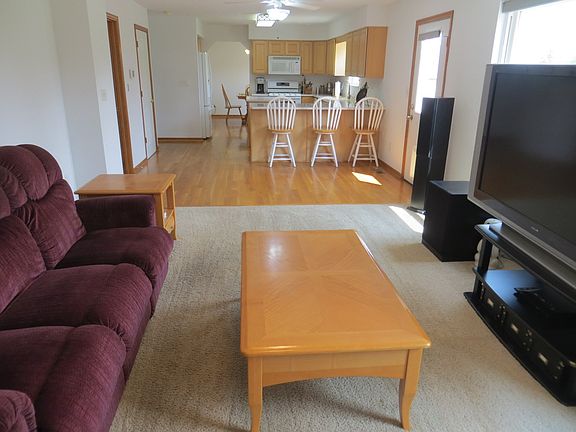 5th image of 4841 Brooke Hill Ct