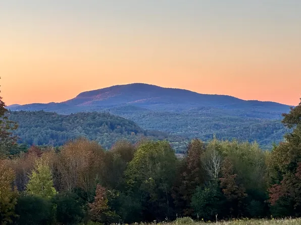 3149 Wallace Hill Rd, Newbury, VT 05051