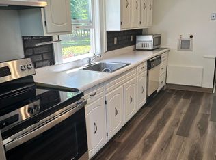 45 Sycamore St #2, Windsor, CT 06095