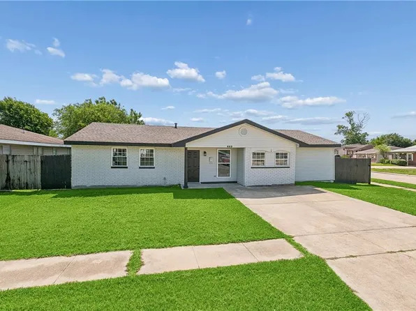 669 Taylorbrook Dr, Gretna, LA 70056