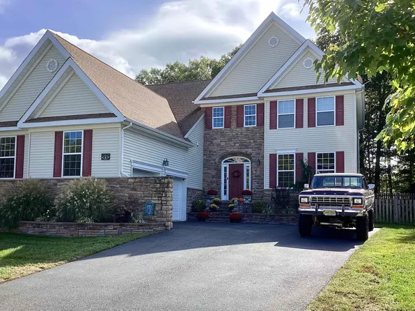 4 White Oak Dr, Egg Harbor Township, NJ 08234