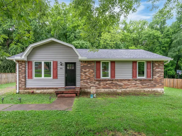 306 Sunny Acre Dr, Mount Juliet, TN 37122