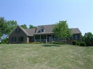 3031 Walnut Hill Rd, Lexington, KY 40515