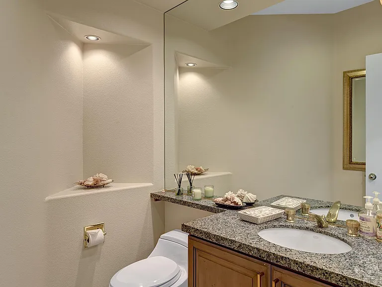 430 White Horse Trl — Photo 21