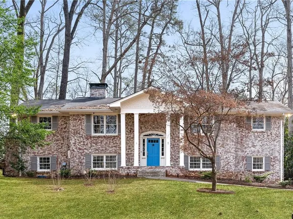 3911 Ivy Rd NE, Atlanta, GA 30342