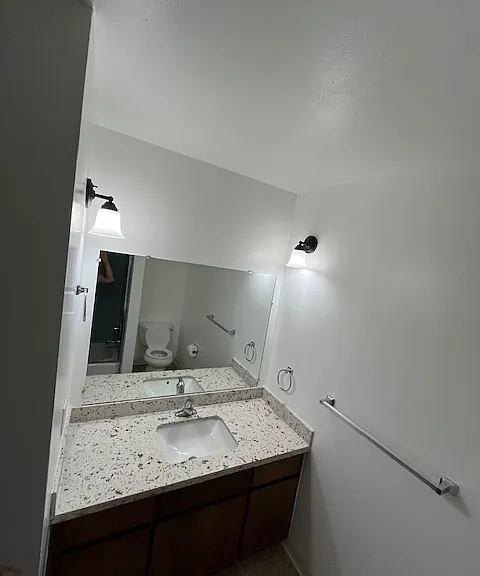 1577 Brookvale Dr — Photo 8
