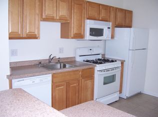 Becher Street Townhomes, Milwaukee, WI 53207