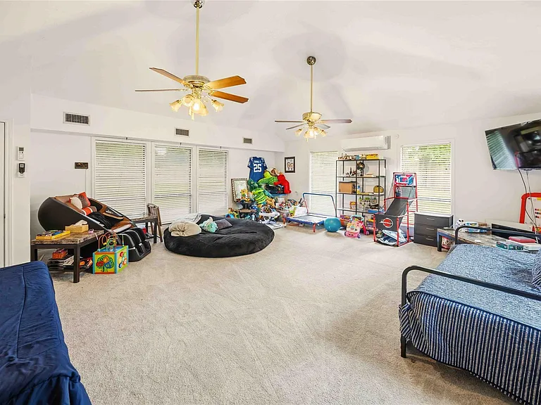 19302 Forest Fern Ct — Photo 14
