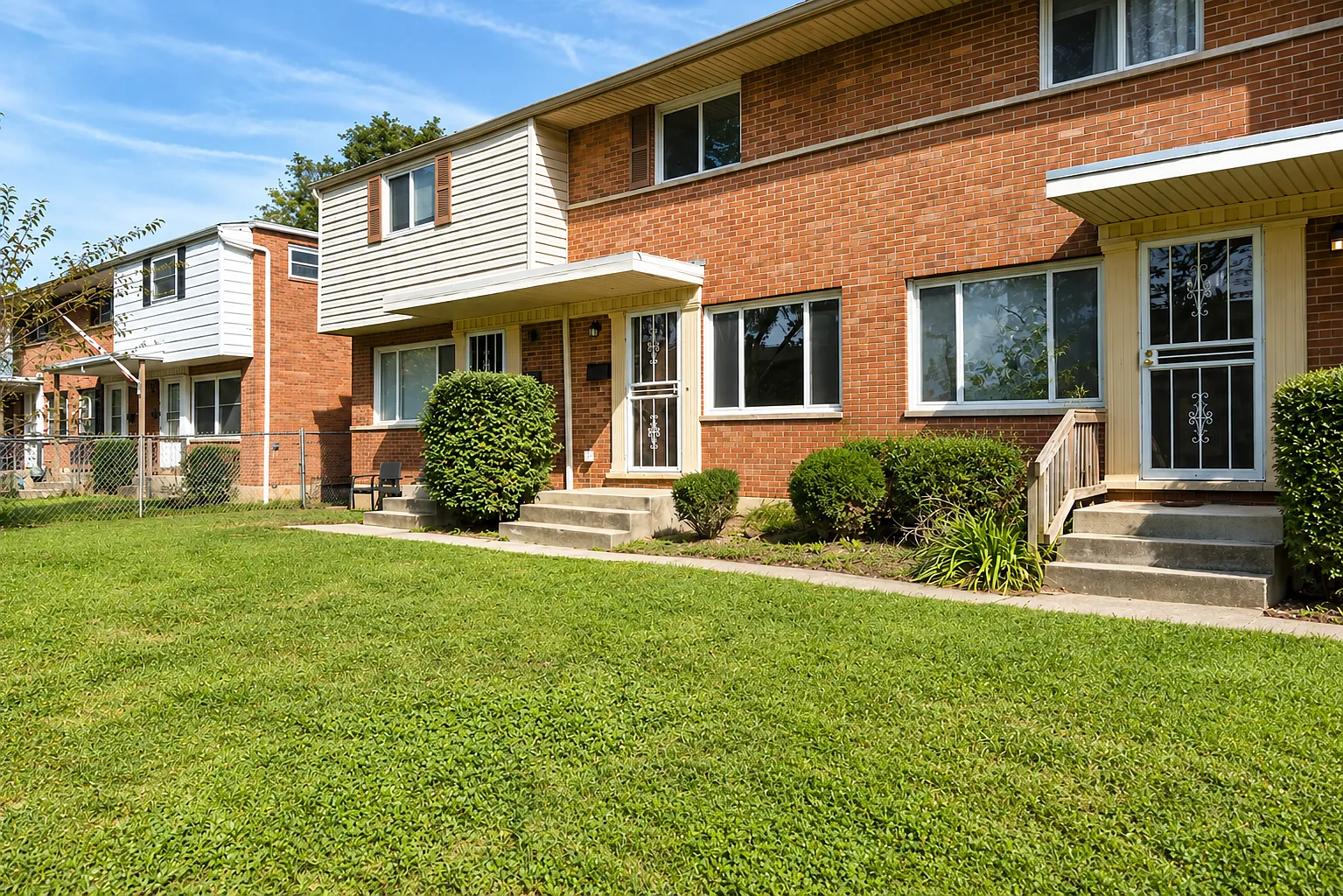 2 bed, 1000 sqft, $1,475 — Photo 1