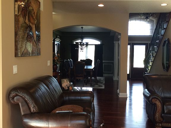 5th image of 1210 Raymond Turn