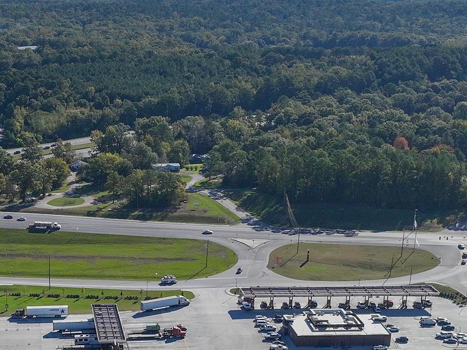 2nd image of 120 Gaiters Dr #1