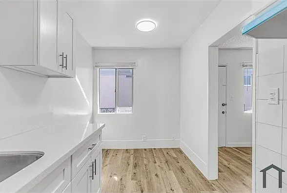 1425 Cedar Ave #6 — Photo 5