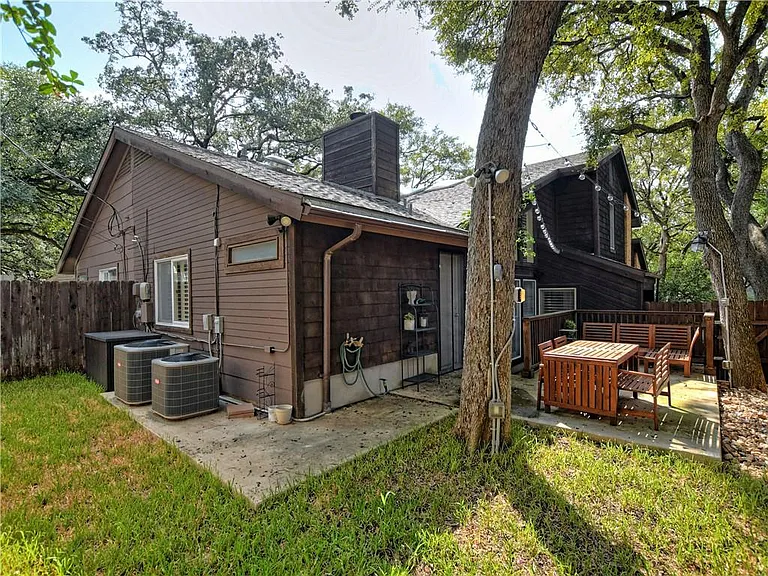 8123 Forest Mesa Dr — Photo 25