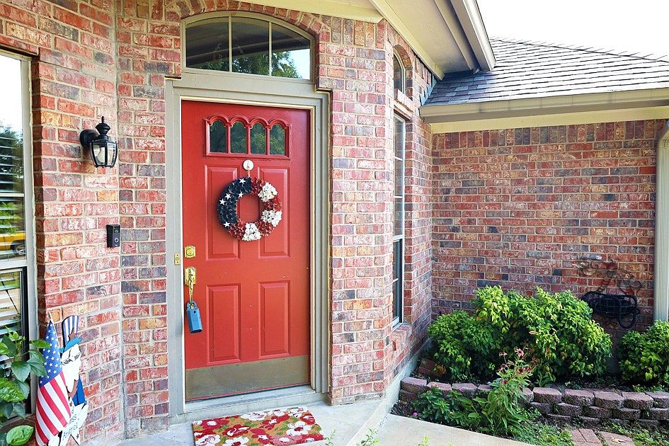 1st image of 7120 Cook Cir