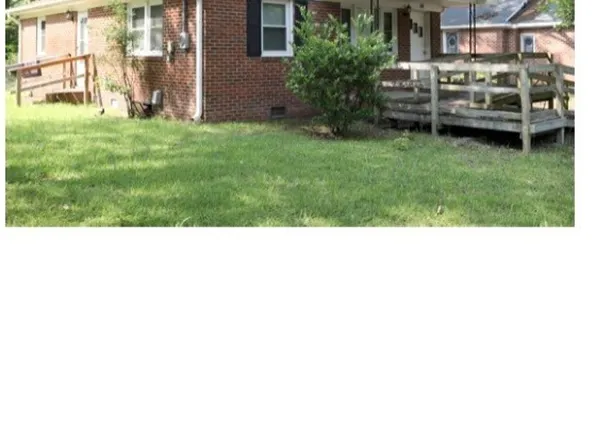 904 Weiss Ave, Fayetteville, NC 28305
