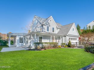 550 River Rd, Cos Cob, CT 06807