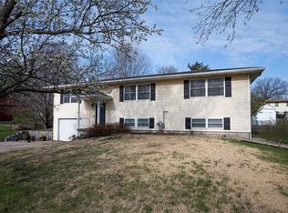 111 Sycamore St, Nortonville, KS 66060