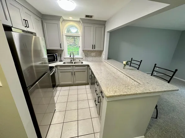 23 Richard Dr, Dallas, PA 18612