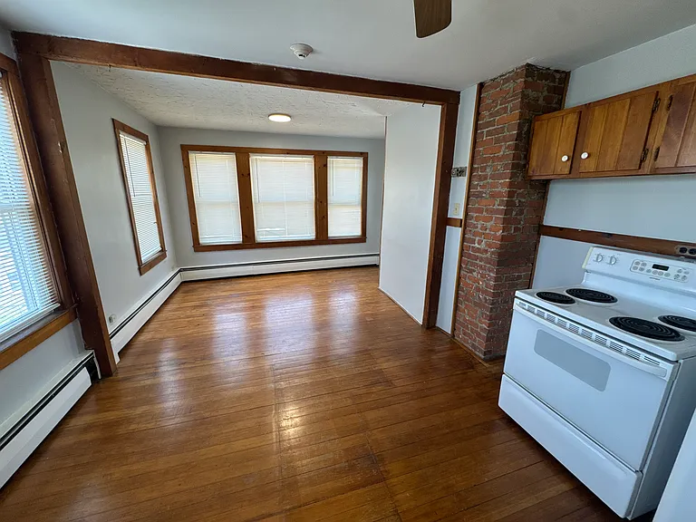 59 Cooper Ave #2F — Photo 13