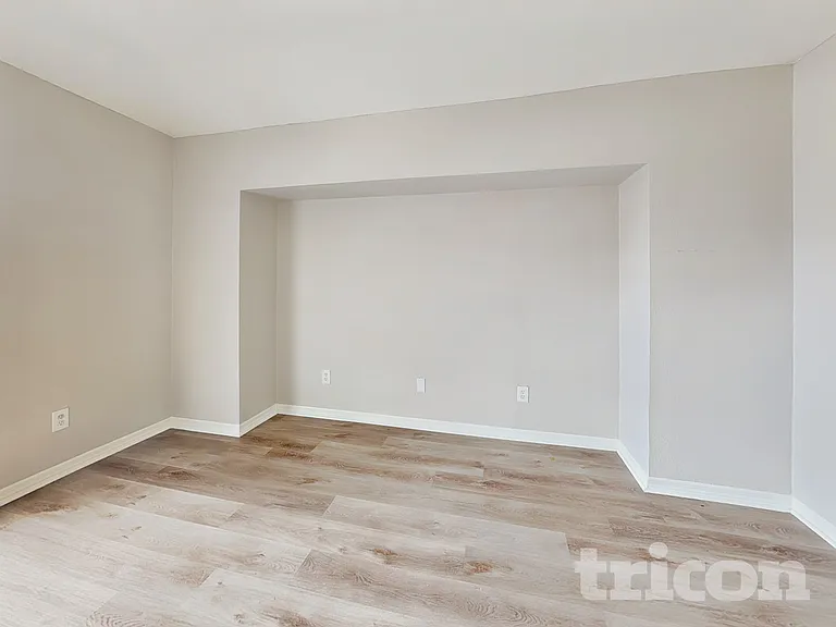 7352 Bolten Ln — Photo 8