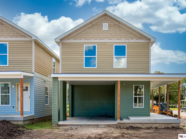 647 N 26th St, Lincoln, NE 68503